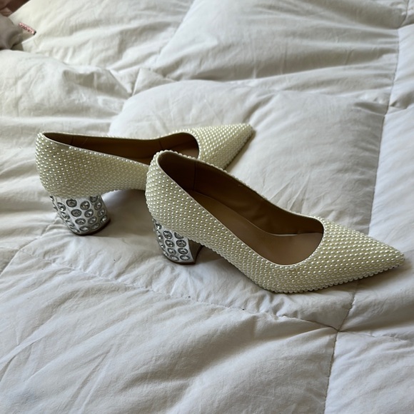 Elegant Cream Heels with Embellished Block Heel - Picture 8 of 8